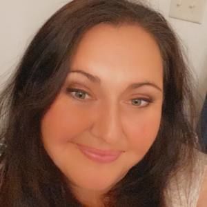 Meet your Posher, Lacey